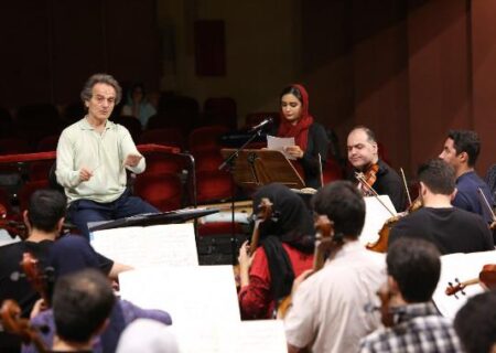 لیندا کیانی اجرای ویژه ارکستر سمفونیک تهران را روایت می‌کند