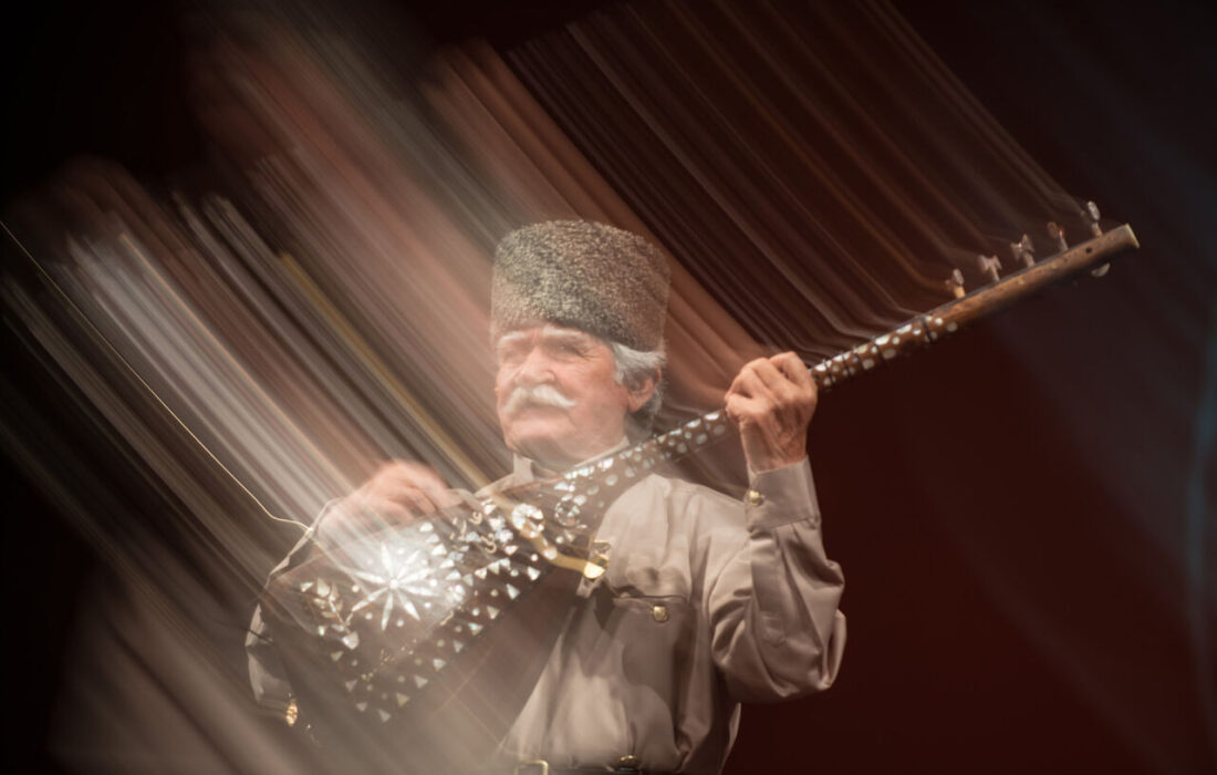 موسیقی عاشیقی میراثی گران‌سنگ و برخاسته از دل هنرمندان است