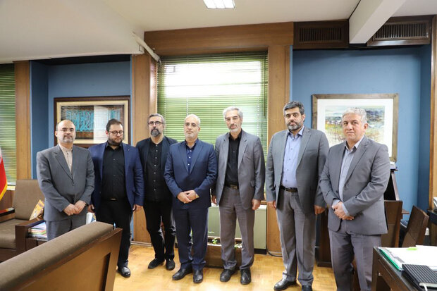 دیدار معاون هنری ارشاد با استاندار کرمان