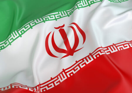 «به احترام سرود جمهوری اسلامی ایران» تماشایی شد