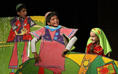 کودکان خود را پای نخستین کنسرت موسیقی تئاتر کودک بنشانید