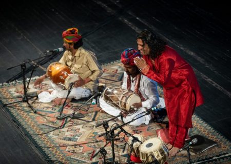 اجرای راهیش بهارتی(هندوستان) در سی و نهمین جشنواره بین المللی موسیقی فجر